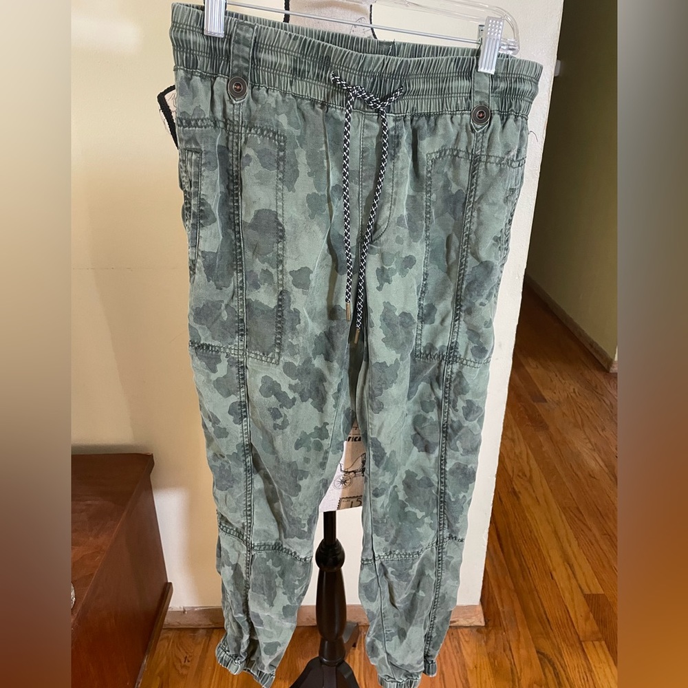 Anthropologie Army Faitgue Print Drawstring Pants